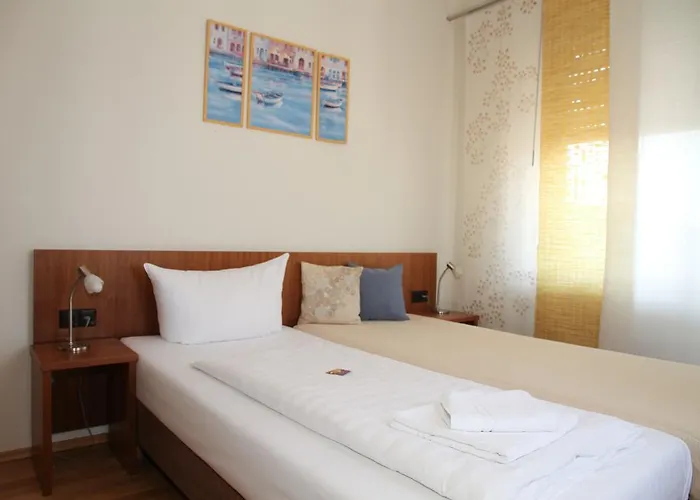 Hotel Sonne 3* Neuburg am Rhein