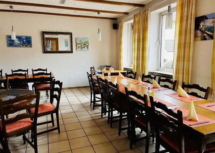 Hotel Sonne Hotel Neuburg am Rhein